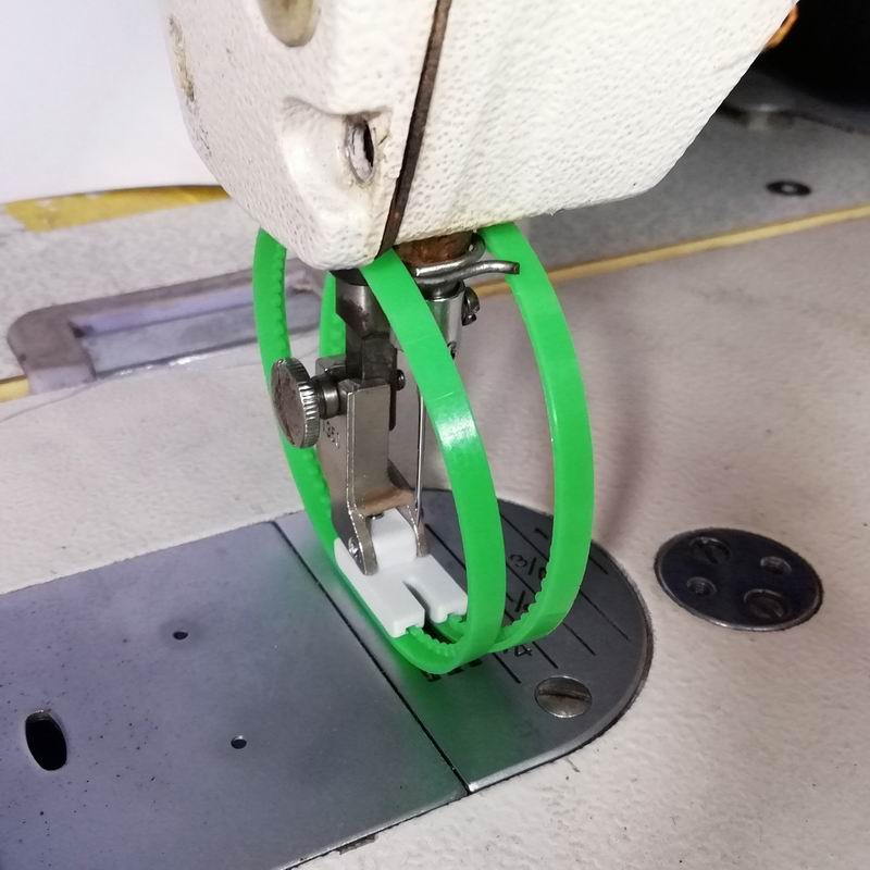MT-18 T350 Presser Foot With R - đánh giá và giá Embroidery Zone