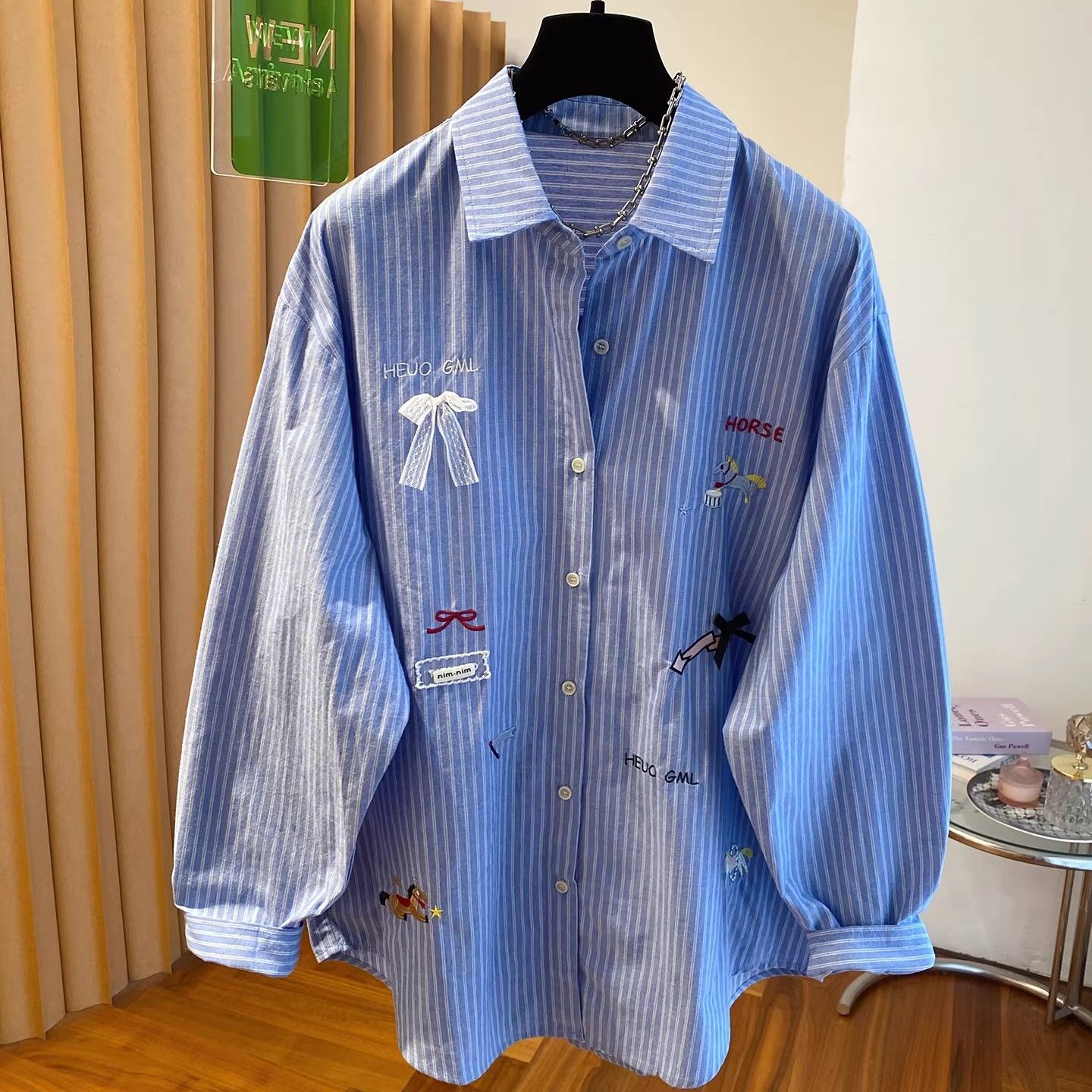 Korean Blue Embroidered Stripe - đánh giá và giá Embroidery Jacket